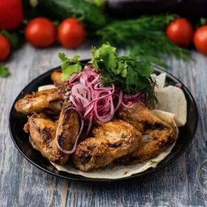 Шашлык из куриных крылышек 300 гр