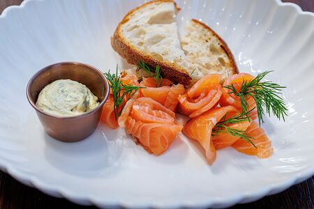 Лосось домашнего посола