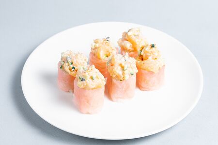 Ролл урамаки гребешок