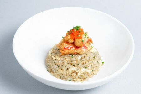 Жареный рис с крабом