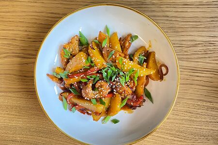 Вок с картофелем 