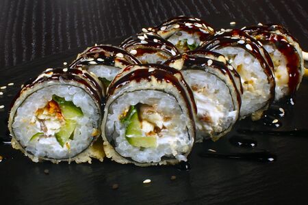 Ролл Темпура с угрем