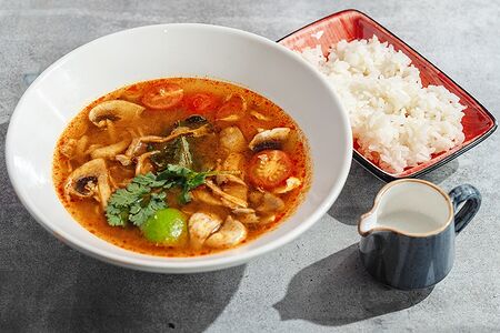 Суп Том ям с креветками