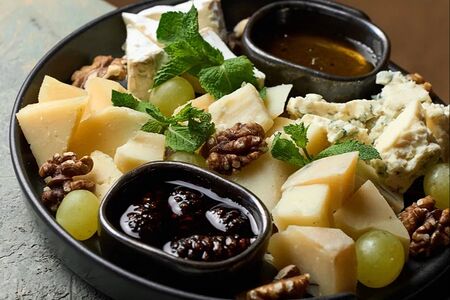 Сырная тарелка