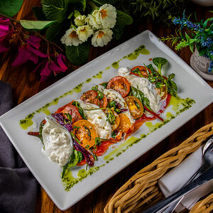 Салат Буррата