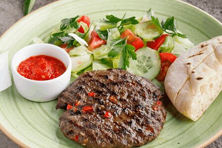 Плескавица из мраморной говядины