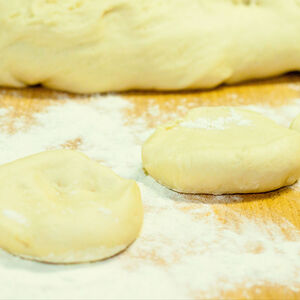 Тесто дрожжевое сдобное универсальное