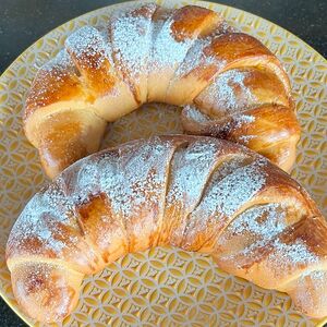 Булочка с творогом