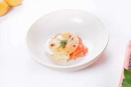 Кыстыбый с лососем