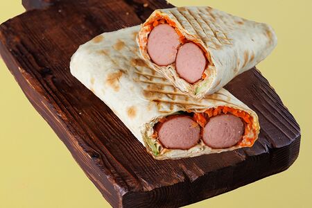 Двойной хот-дог в лаваше