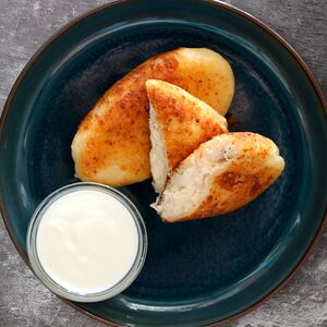 Пирожки творожные с курицей