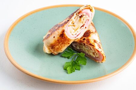 Блин с ветчиной и сыром 