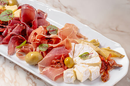 Ассорти под вино