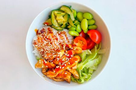 Донбури с курицей копченой