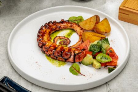 Осьминог гриль