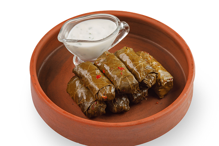 Долма с бараниной и мятным мацони