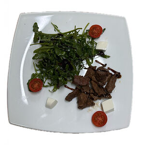 Деревенский салат с телятиной