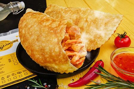 Чебурек с курицей по-азиатски XL