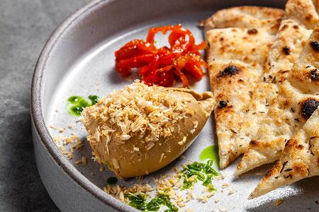 Паштет из куриной печени с фокаччей