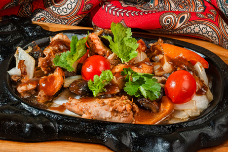 Садж с курицей и овощами