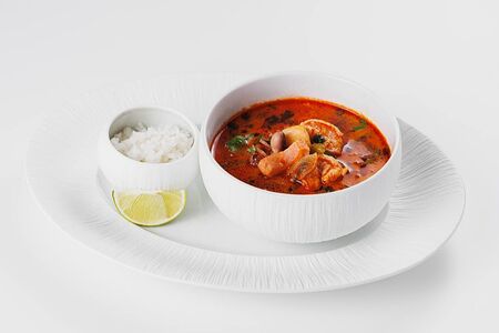 Суп Том-ям Тхале