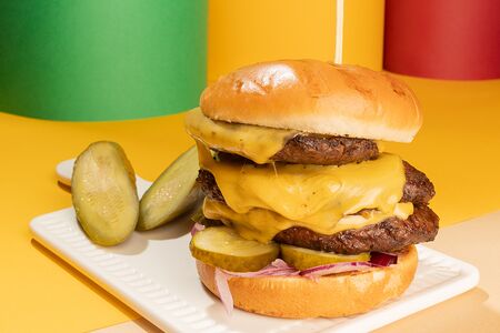 Тройной смэш бургер