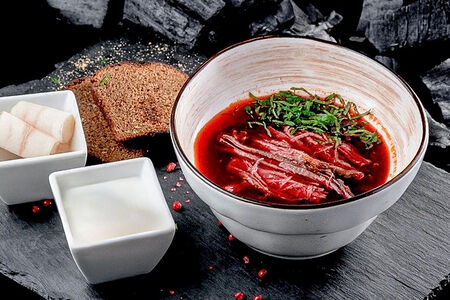 Борщ с копченой грудинкой