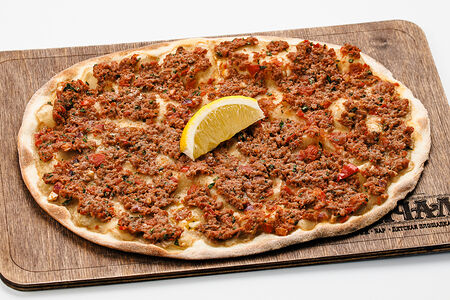 Ламаджо с мясным фаршем