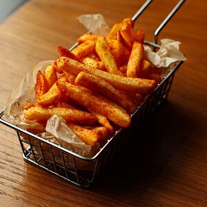 Картофель фри с паприкой