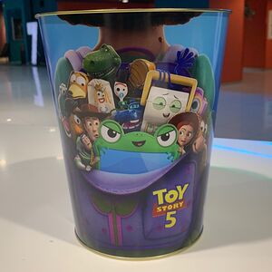 Железное ведро История игрушек 