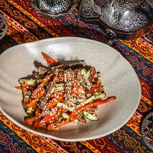 Салат с Говядиной