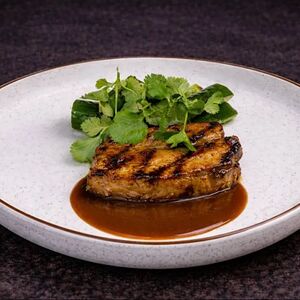 Ребра в соусе перечная кола с битыми огурцами