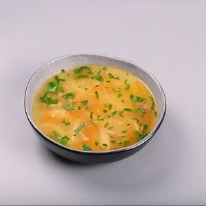 Куриный суп с лапшой