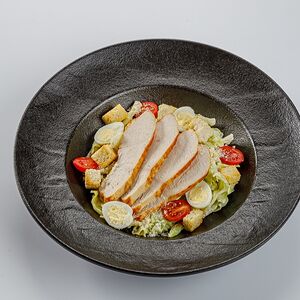 Цезарь с куриным филе