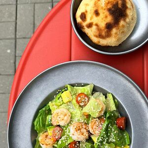 Салат с креветками 