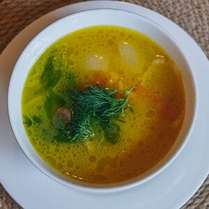 Եղինջով ապուր