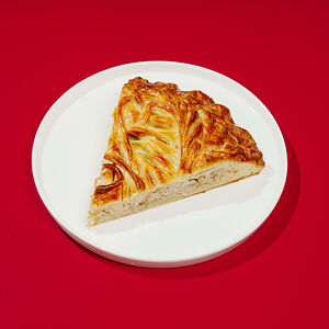 Пирог рыбный кусочек