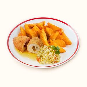 Котлета по-киевски с картофелем по-деревенски