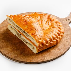 Пирог с говяжьим фаршем и картофелем