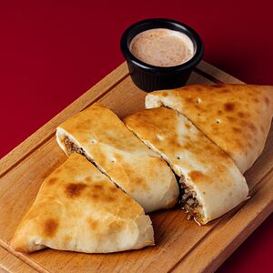 Пирог с бараниной и овощами