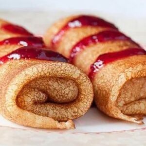 Блинчики с клубникой