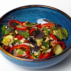 Овощной салат с ароматным маслом 