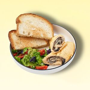 Французский омлет с грибным жюльеном и сыром бри 