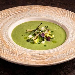 Крем-суп из брокколи с кремом из Горгонзолы