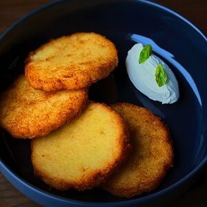 Драники со сметаной