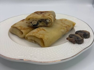 Блинчики с курицей и грибами (готовый продукт)