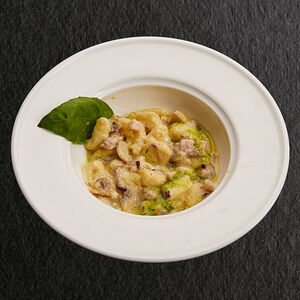 Ньокки ветчина и грибы