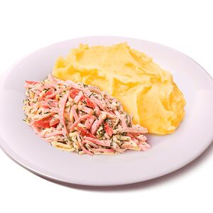 Картофельное пюре с ветчиной, сыром, помидорами