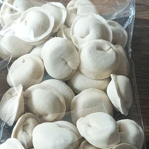 Вареники с вишней. Ручная лепка