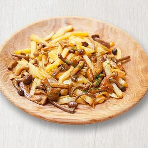 Картофель, жаренный с опятами